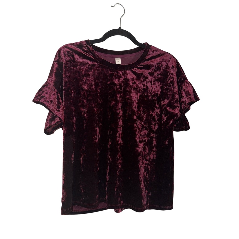Altar'd State Velvet Medium Dressy Tshirt Top EUC SS Ruffled Dark Academia Goth
